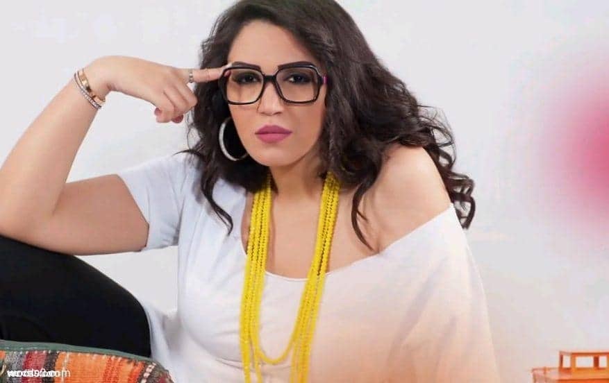 كلمات اغنية احتويني | اسماء المنور